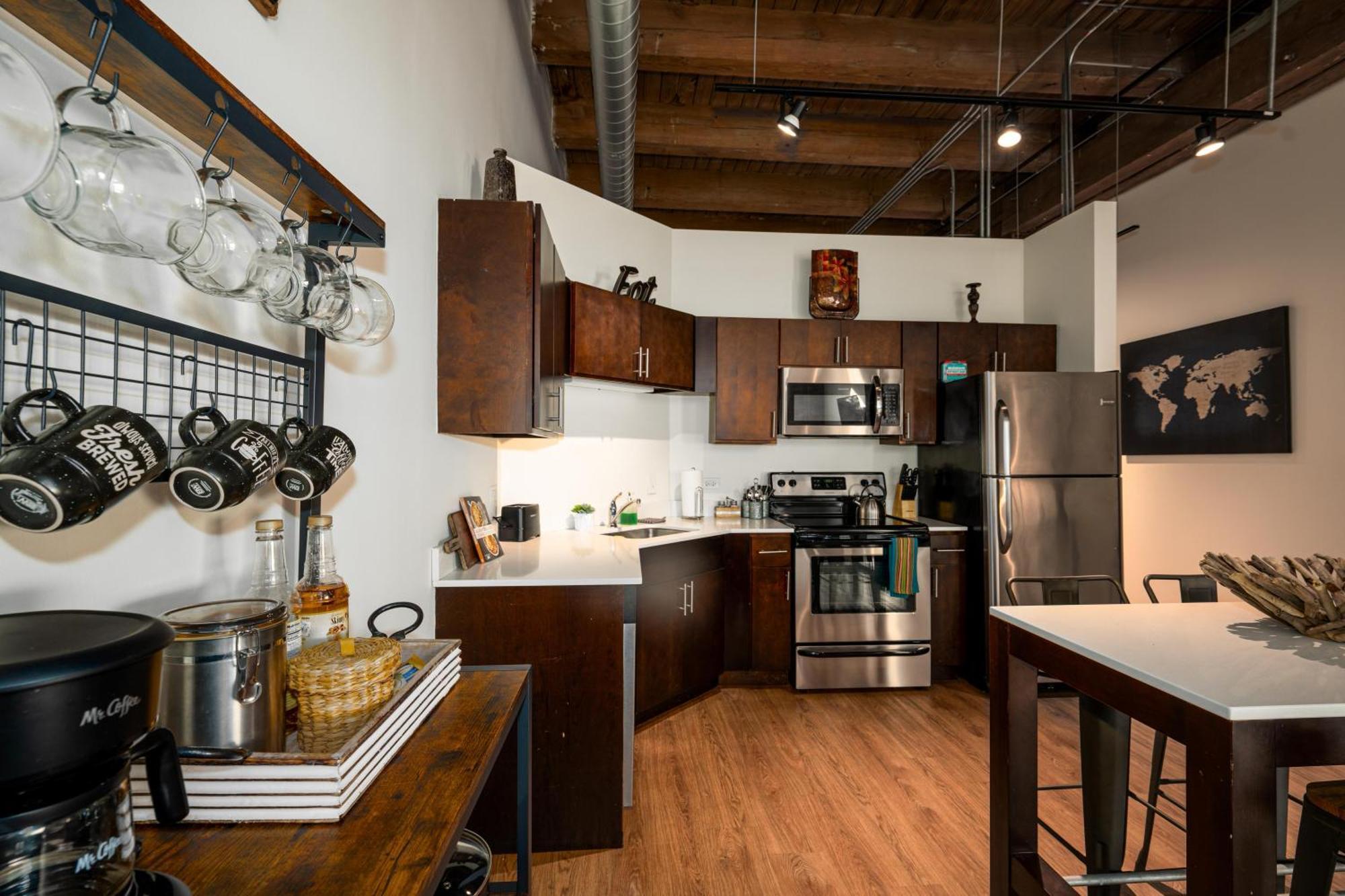 Luxery Stay Chicago - Themed Units! Close To Downtown, Mccormick Place & Wintrust Arena 外观 照片