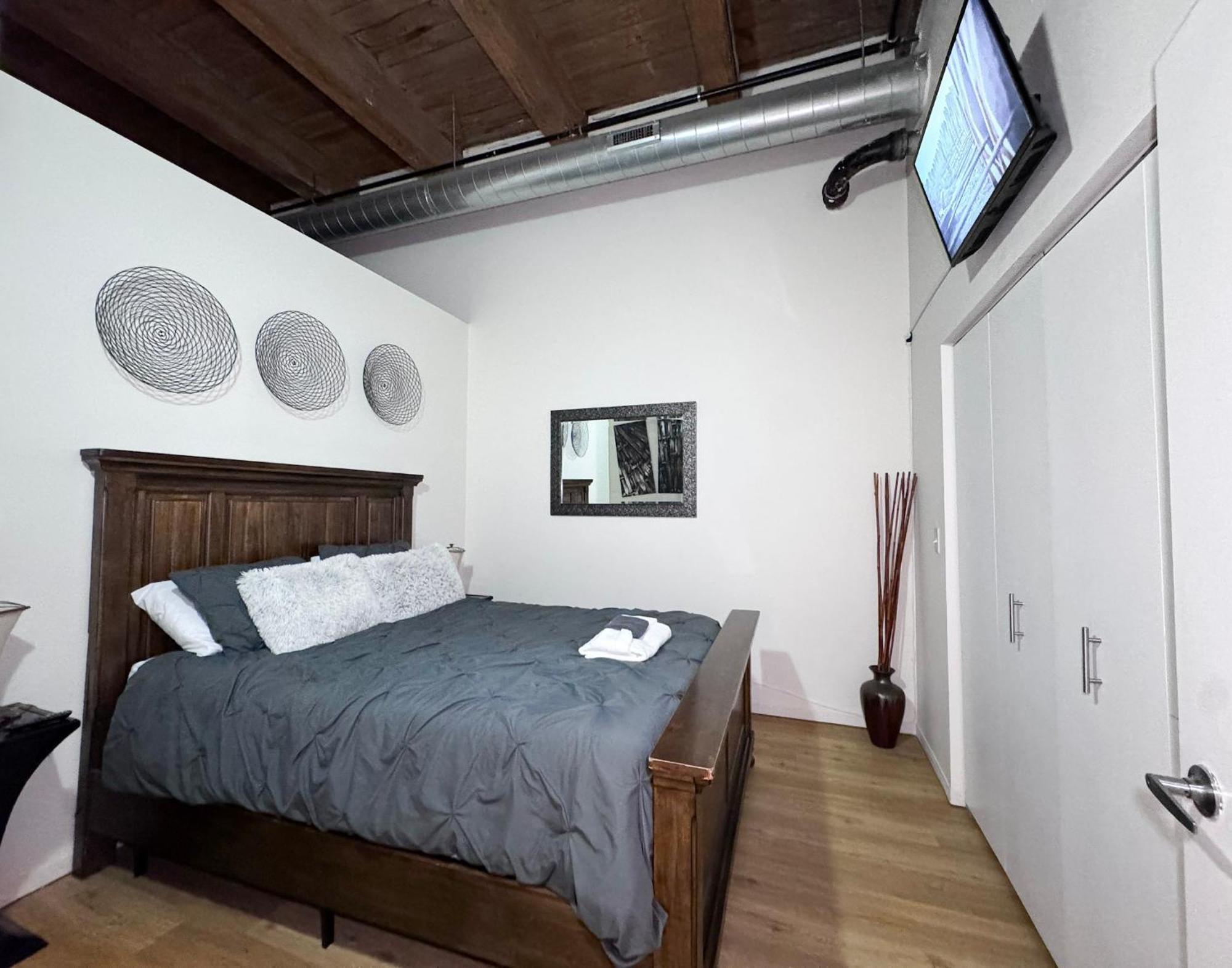 Luxery Stay Chicago - Themed Units! Close To Downtown, Mccormick Place & Wintrust Arena 外观 照片