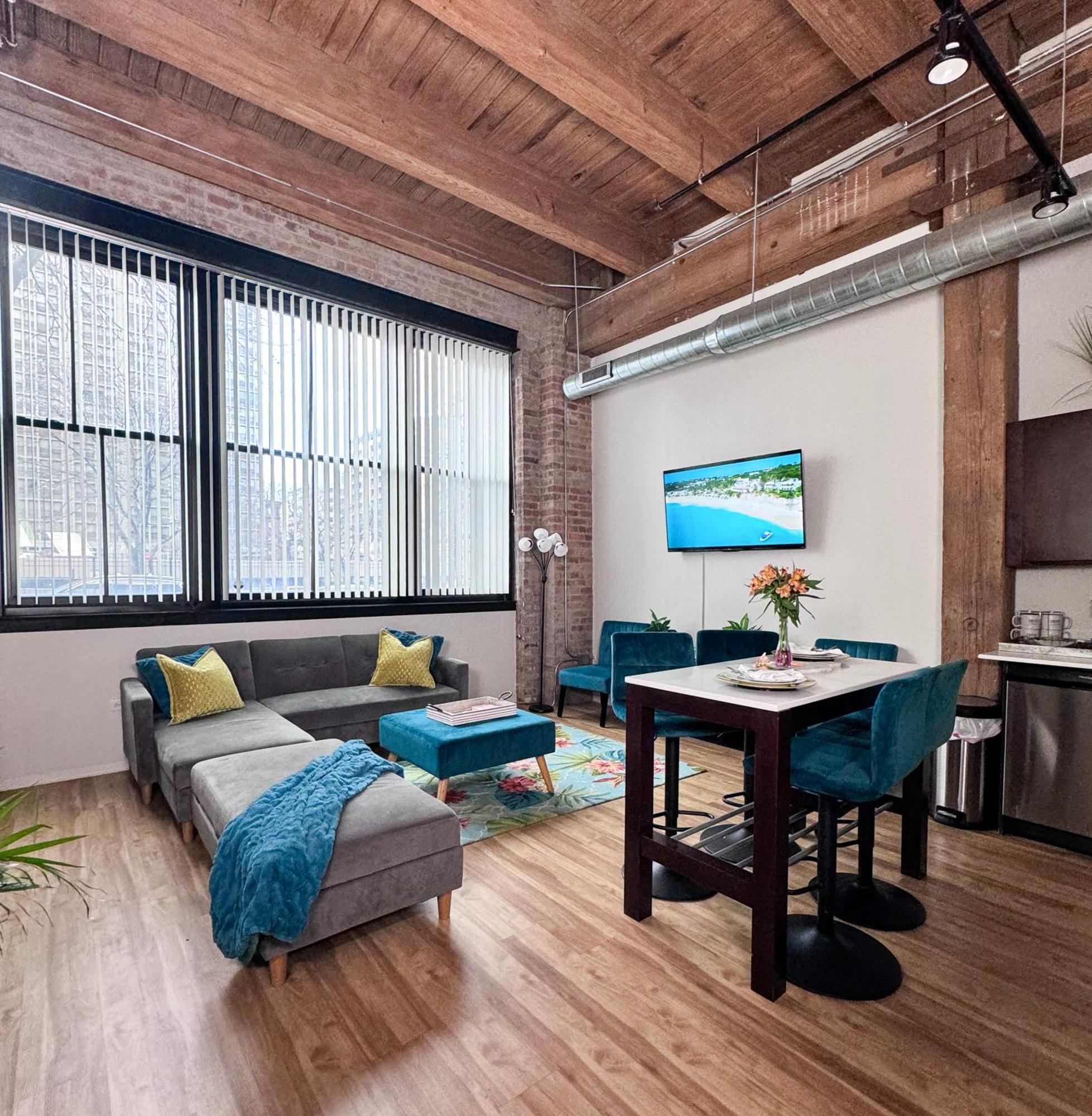 Luxery Stay Chicago - Themed Units! Close To Downtown, Mccormick Place & Wintrust Arena 外观 照片